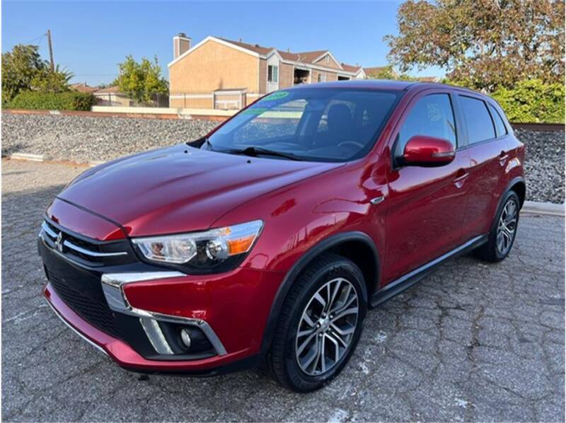 Used Cars: Interior Design Features Supporting Comfortable Daily Journeys